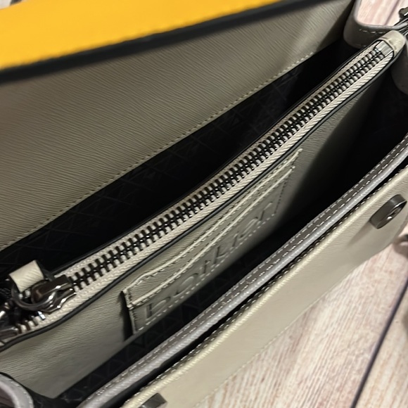 Botkier Cobble Hill Marigold Pop Crossbody NWT - Picture 5 of 5